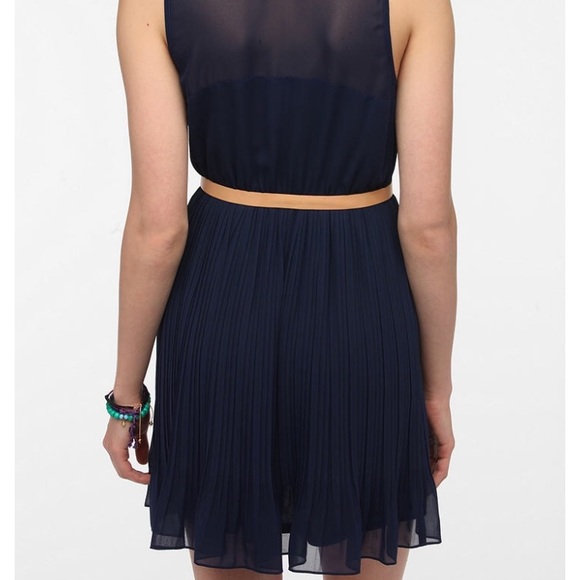 Urban Outfitters x Pins and needles navyblue dress - Picture 2 of 6